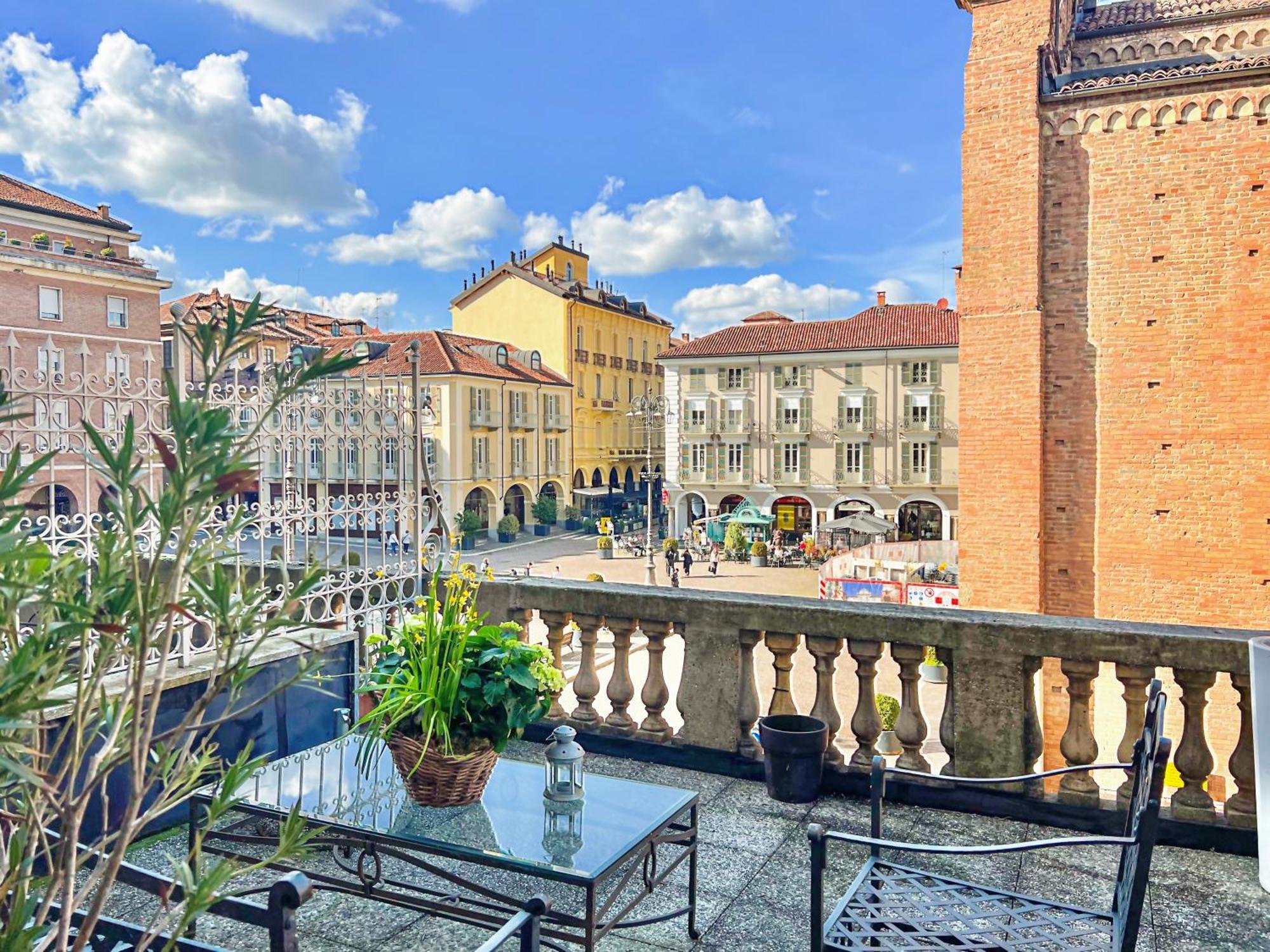 Comecasa San Secondo Terraced Apartment Asti Luaran gambar